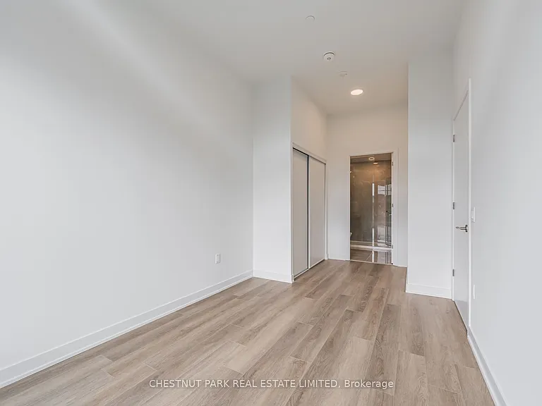 9 Tecumseth St #107 — Photo 9