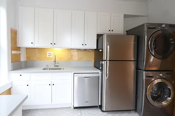 Rented by Douglas Elliman | media 17