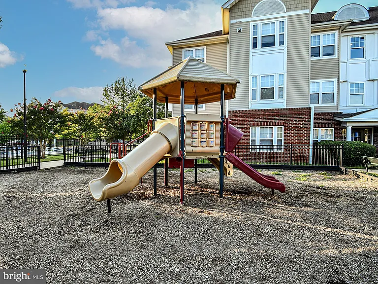 3128 Bellamy Way #5 — Photo 40