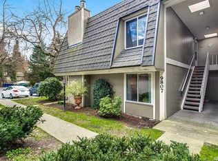 9807 NE 124th St APT 205, Kirkland, WA 98034