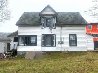 1 Whipple St, Yarmouth, NS B5A 1W3