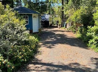 91 Outer Dr, Florence, OR 97439