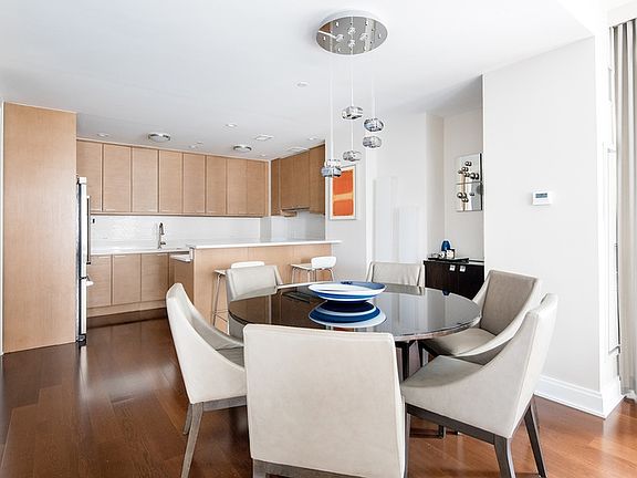3rd image of 230 W 78th St APT 12A