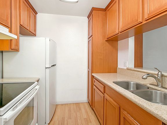 5th image of 4062 Georgia St Unit 6