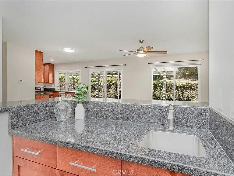 419 Fleming Ave — Photo 11