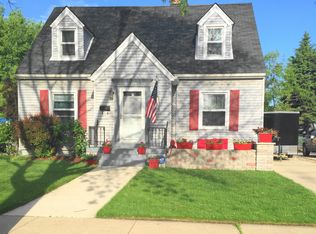 7718 34th Ave, Kenosha, WI 53142