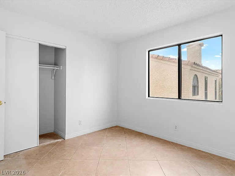 2809 Swallow Point Cir — Photo 17