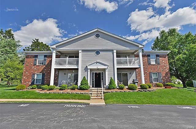 1st image of 31 Berview Cir APT B