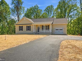 1362 Solomons Island Rd, Huntingtown, MD 20639