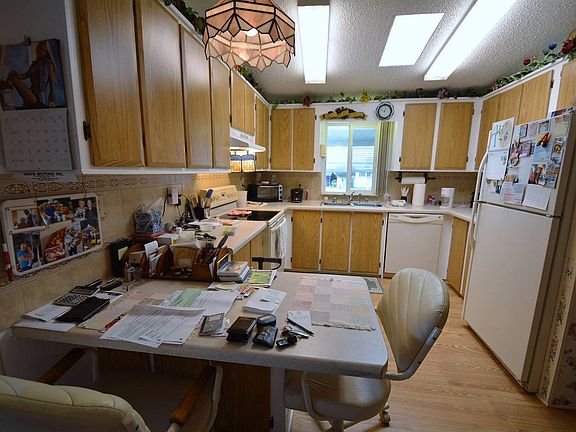 3rd image of 505 Caymen Dr