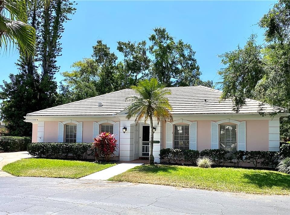 1st image of 1 Antigua Cir #3