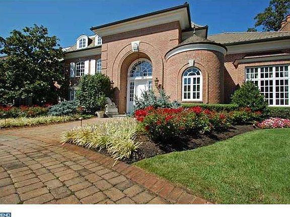 2nd image of 8 Navesink Ave