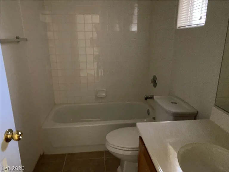 6624 Tampa Ct — Photo 3