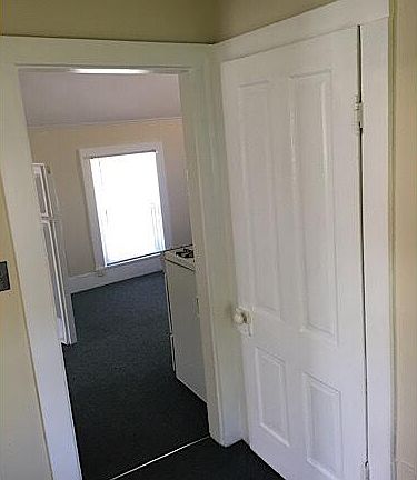 4th image of 352 E Wabasha St #Up