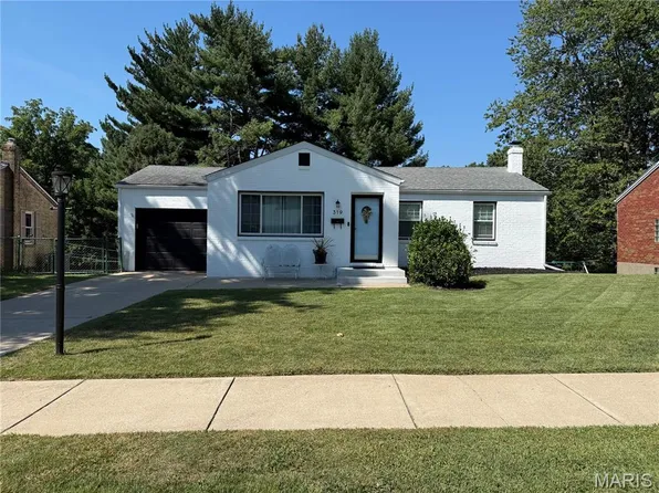 319 Lindenwood Blvd, Alton, IL 62002