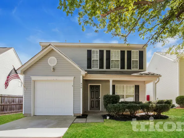 920 Grass Hollow Ct, Charlotte, NC 28216