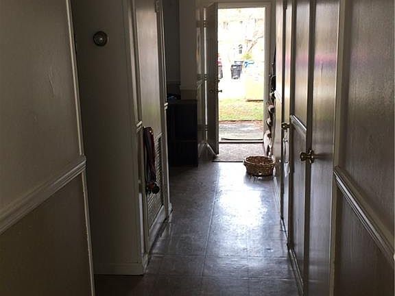 4th image of 5607 Darby Close