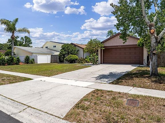 3rd image of 6916 WILLIAMS DRIVE