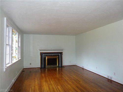 5th image of 3113 Rolen Dr