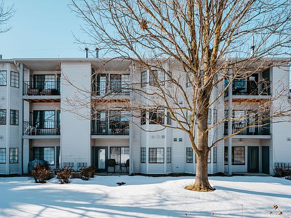2nd image of 545 Riverine Dr APT 203