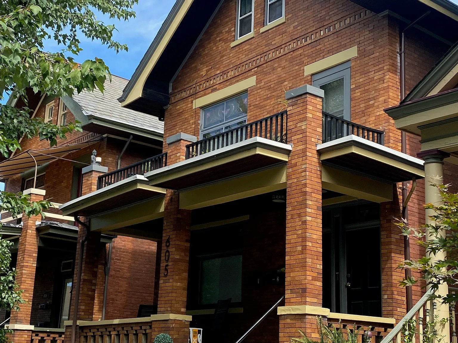 605 Park Ave — Photo 3