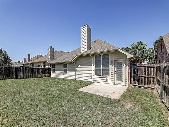 5th image of 4656 Lance Leaf Dr