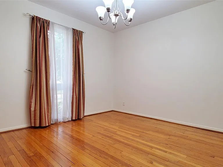 5630 Edith St — Photo 12