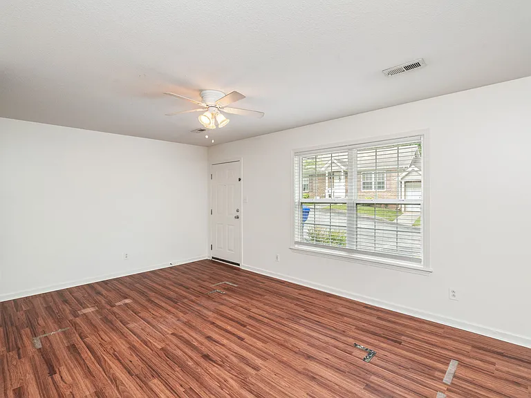 3518 Acorn Woods Way — Photo 4