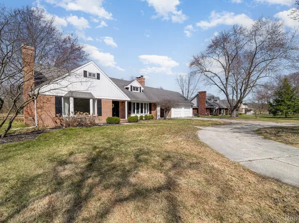 1120 W Walnut St, Saint Charles, MI 48655