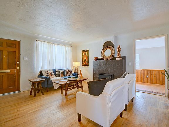 2nd image of 1515 Hermosa Dr SE