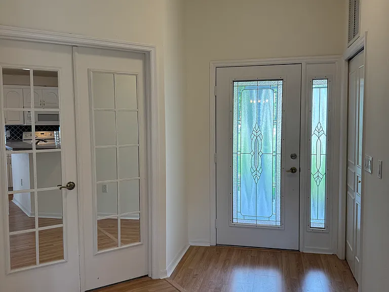 1868 W Shanelle Path — Photo 3