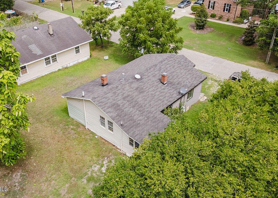 1st image of 602 & 604 Faucette St