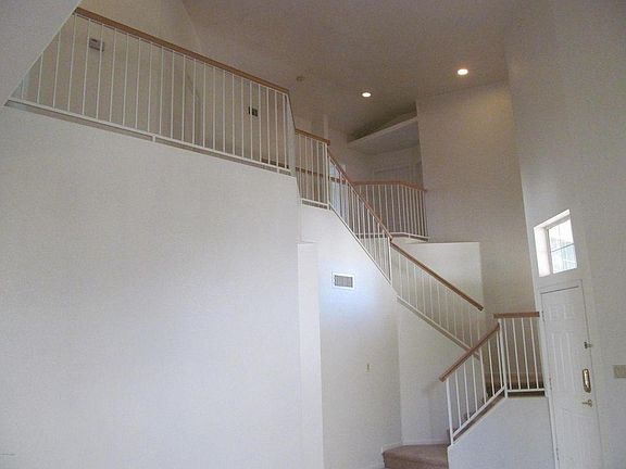 2nd image of 1446 E Beacon Dr