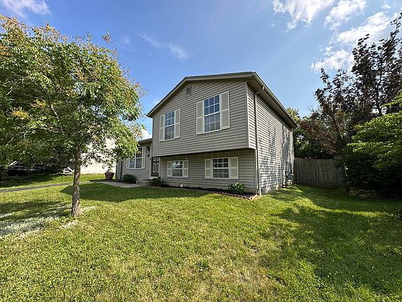 2nd image of 4847 Hollybriar Ct