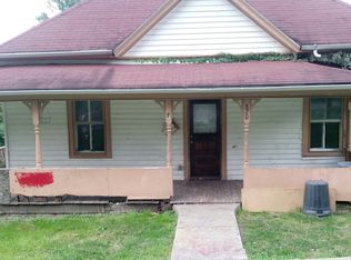 820 Carolina Ave, Bluefield, WV 24701