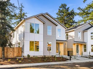 7464 SE Tolman St, Portland, OR