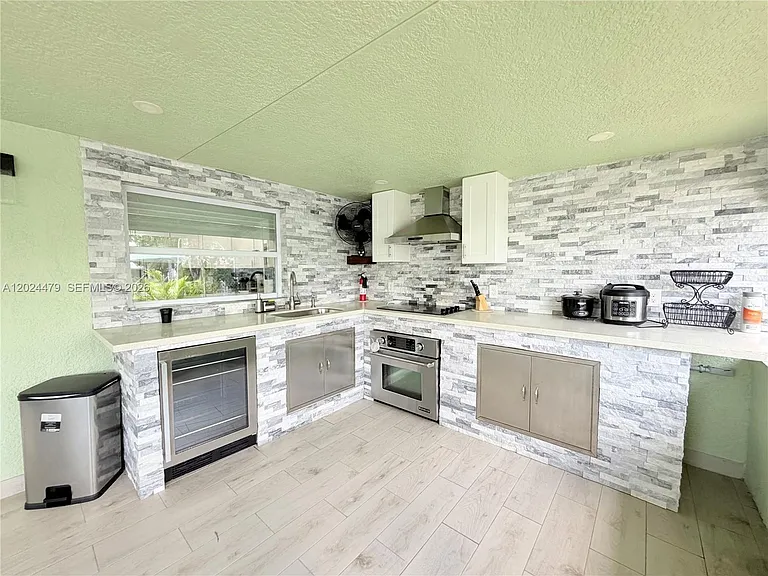 2212 Club House Rd — Photo 46