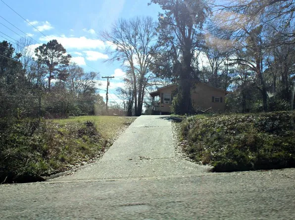 855 N Zavalla St, Jasper, TX 75951