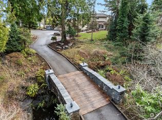 5047 Cooper Point Rd NW, Olympia, WA 98502