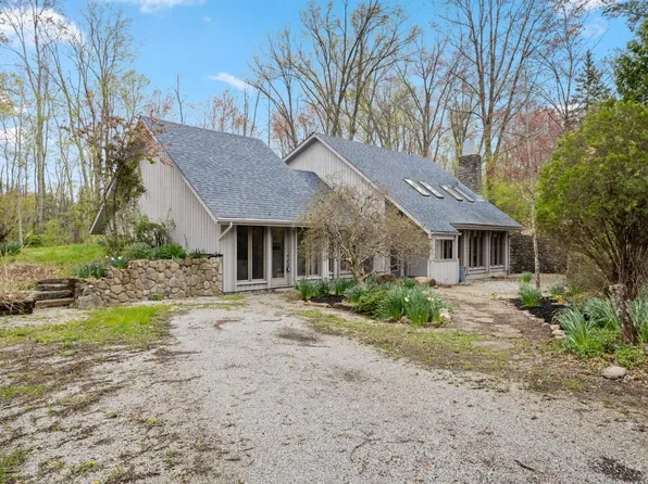 3188 Kennedy Ford Rd, Bethel, OH 45106