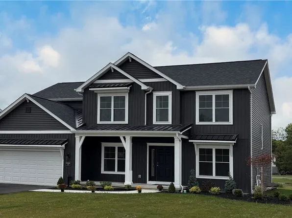 130 Sandywood Cir, Grand Island, NY 14072