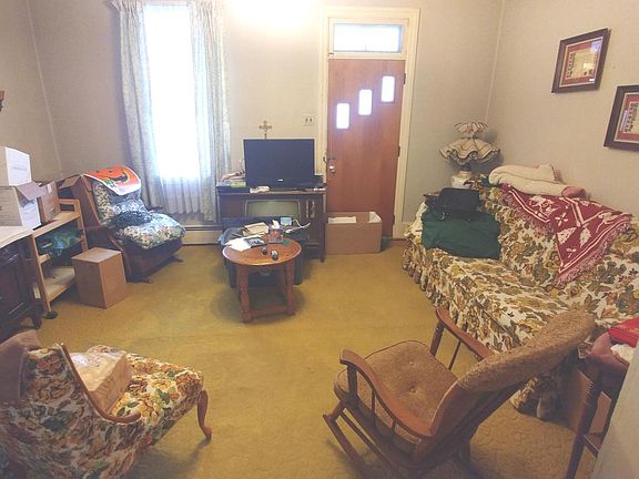 5th image of 202-202 E Broad St #204