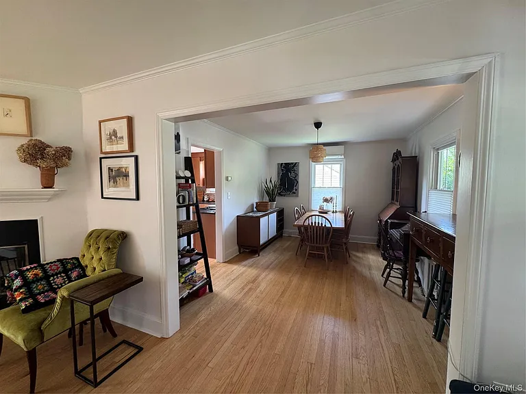 74 N Elm St — Photo 3