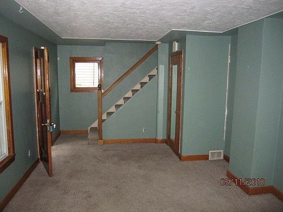 4th image of 312 Winckles St