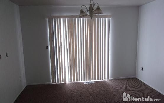 3rd image of 26732 Franklin Pointe Dr #1