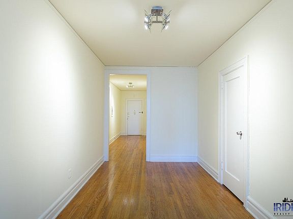 5th image of 166 S Harrison St #2