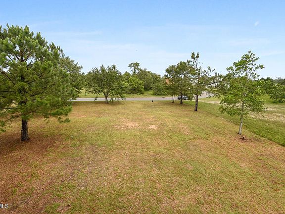 5th image of 108 Sea Oaks Blvd