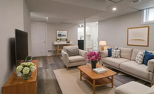 161 Louth St #3 Photo 1