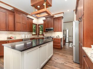 17128 Jonquil Ave, Lakeville, MN 55044