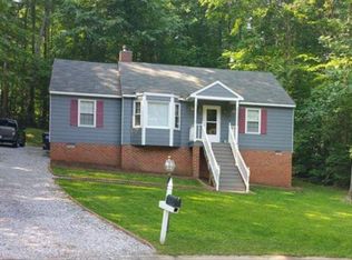 13303 Master Stag Dr, Midlothian, VA 23112